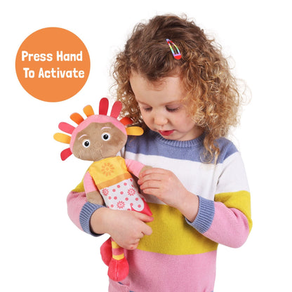 In the Night Garden Snuggle Singing Upsy Daisy