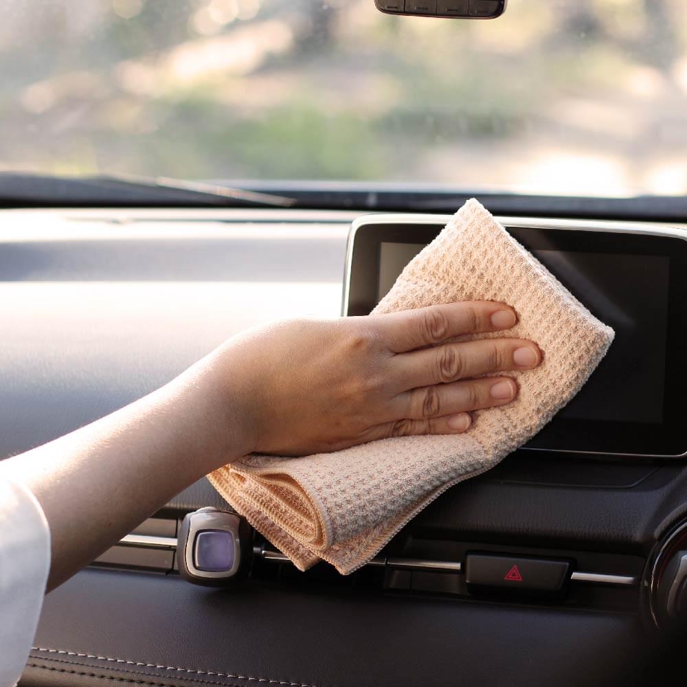 Eco Cloth Car Chamois Cleaning Tool by White Magic