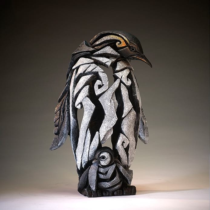 Edge Sculpture - Penguin with Baby Chick